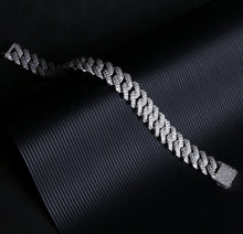 Load image into Gallery viewer, 15mm Iced Out Prong Link Mens Cuban Link Bracelet in 14K White Gold