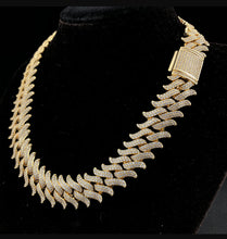 Load image into Gallery viewer, 15mm 18k Gold Spiked Diamond Cuban Chain
