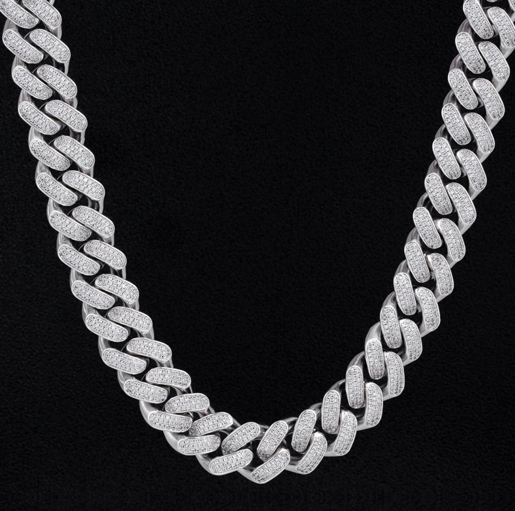 18mm Iced Out White Gold Diamond Cuban Link Chain